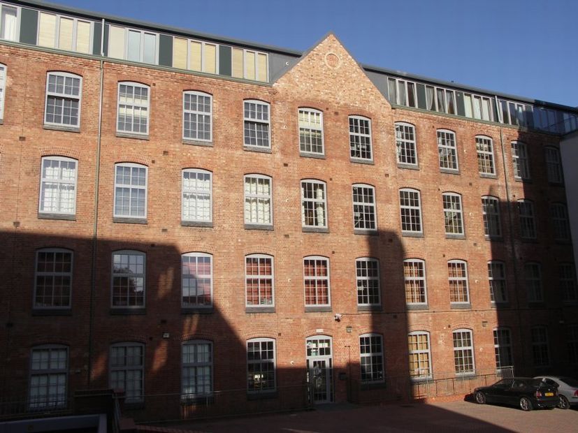 Property photo 1 of 4