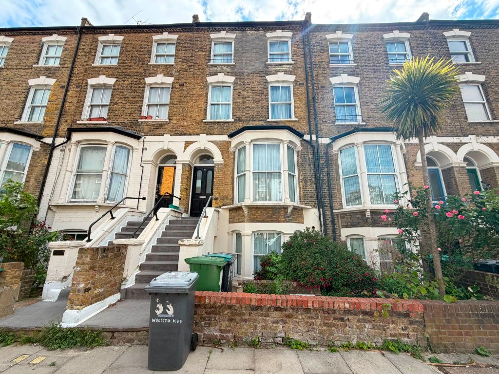 Property photo 1 of 8