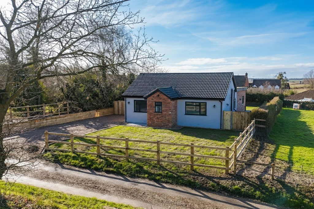 Property photo 1 of 34
