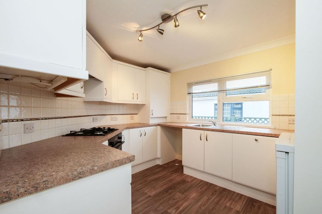 Property photo 2 of 17 Pnmb0125.Jpg