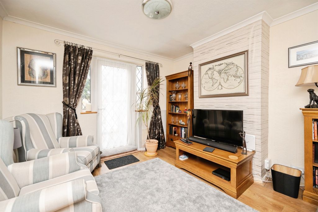 Property photo 3 of 14