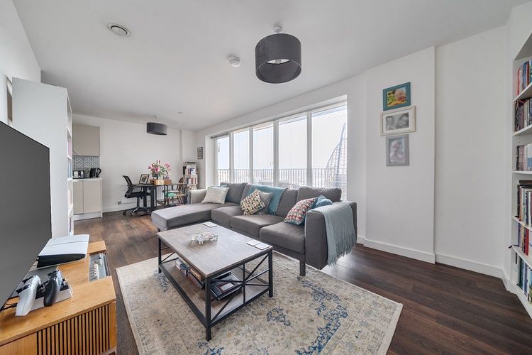 Property photo 3 of 20