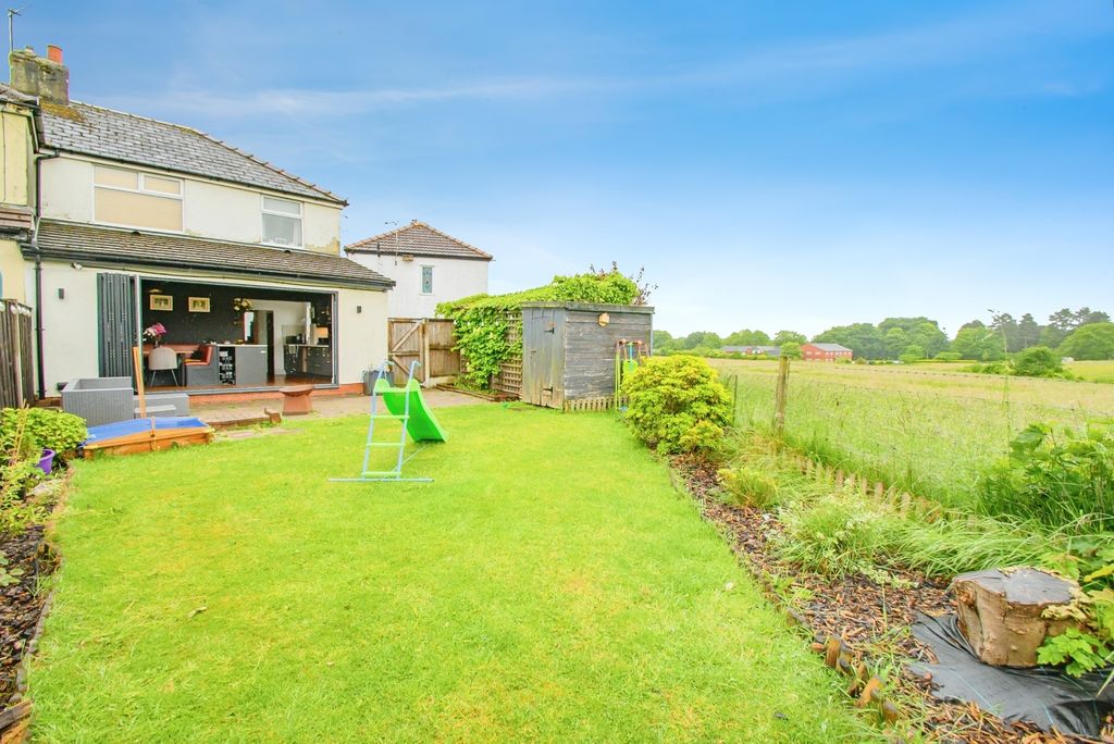 Property photo 1 of 17 Photo
