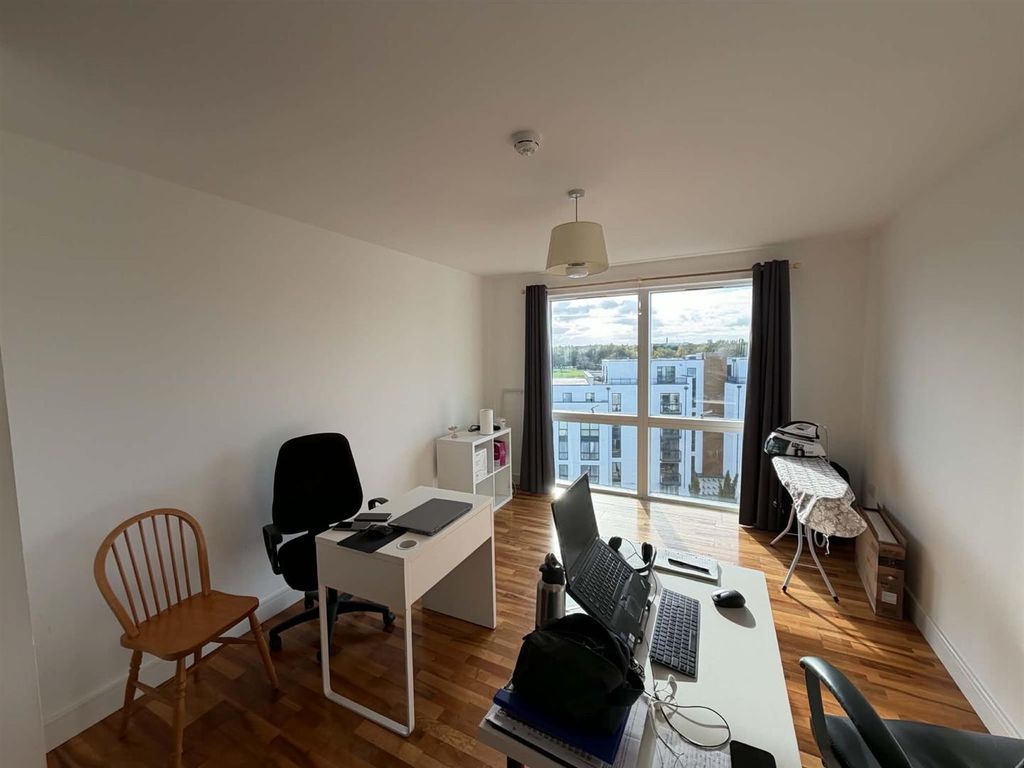 Property photo 2 of 8 d4c346ee-Bd58-402c-8F02-Ec3F007Ad079.Jpg
