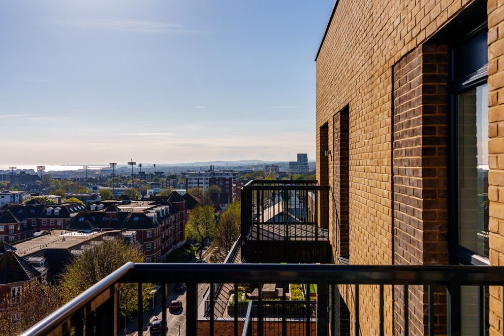 Property photo 1 of 21 4685921