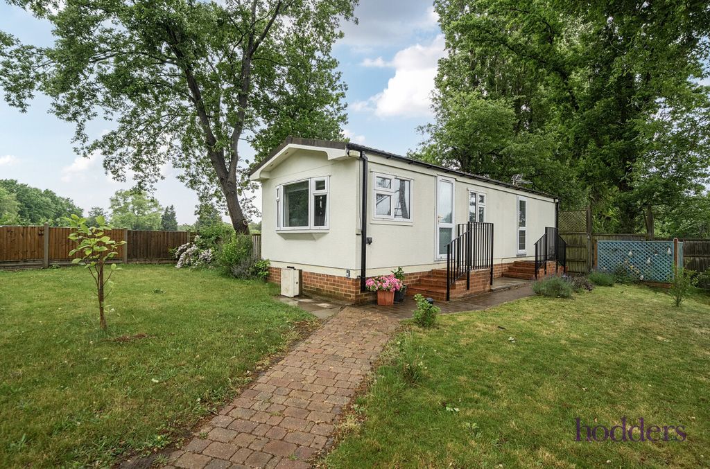 Property photo 1 of 17 30F50F76-7c0d-42B...
