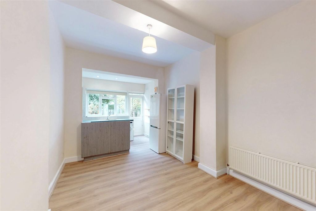 Property photo 3 of 16 P03.Jpg