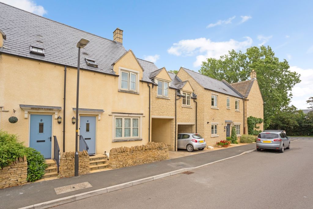 Property photo 1 of 15 6 Jacobs Piece 32...