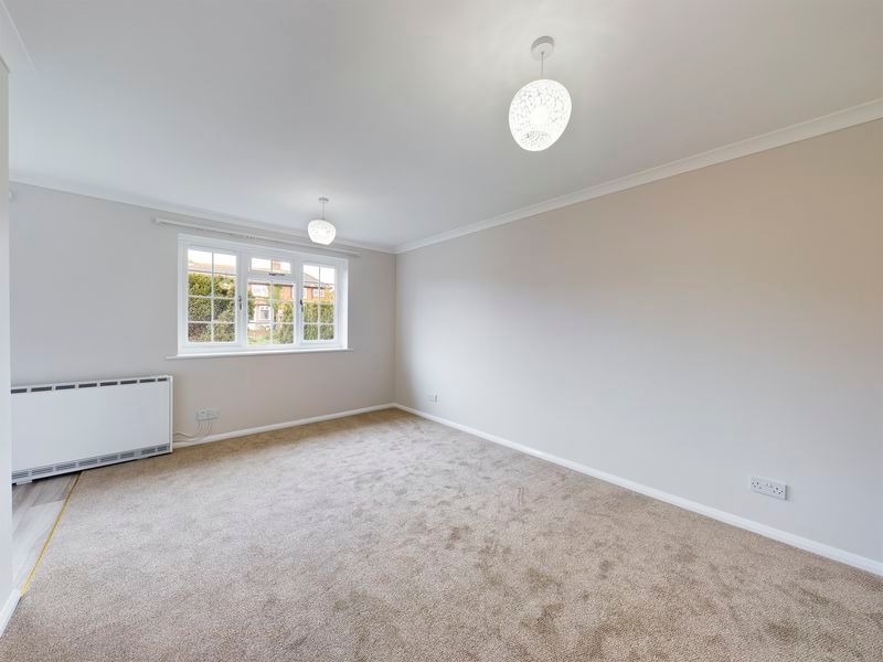 Property photo 2 of 7 Photo 2