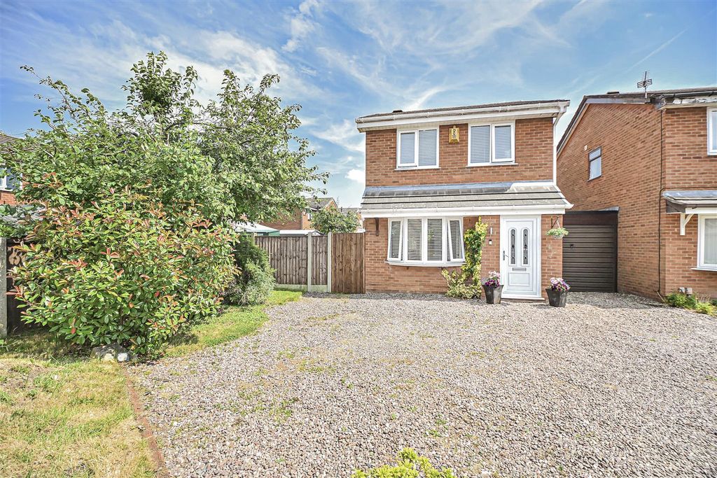 Property photo 1 of 31