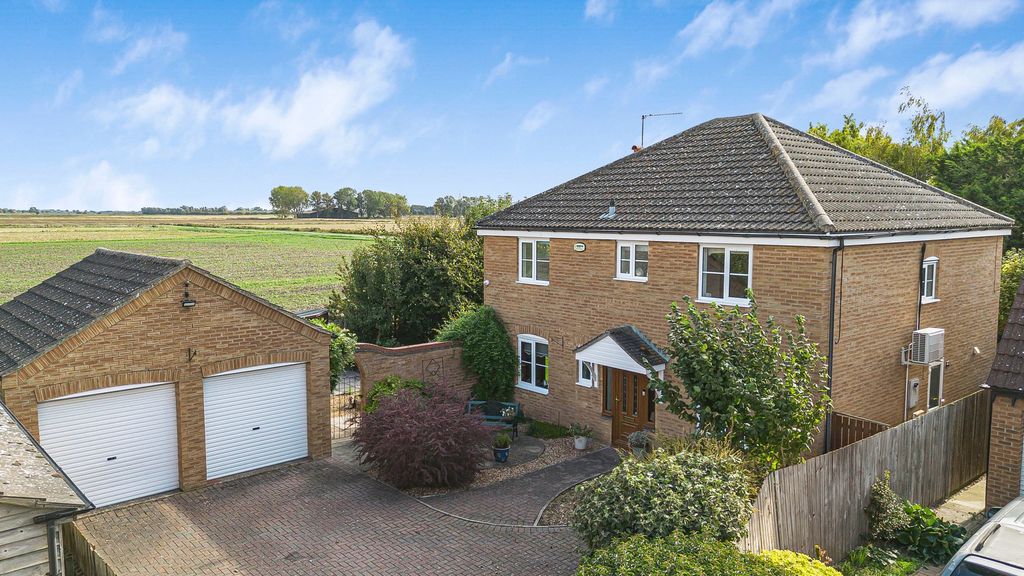 Property photo 1 of 35