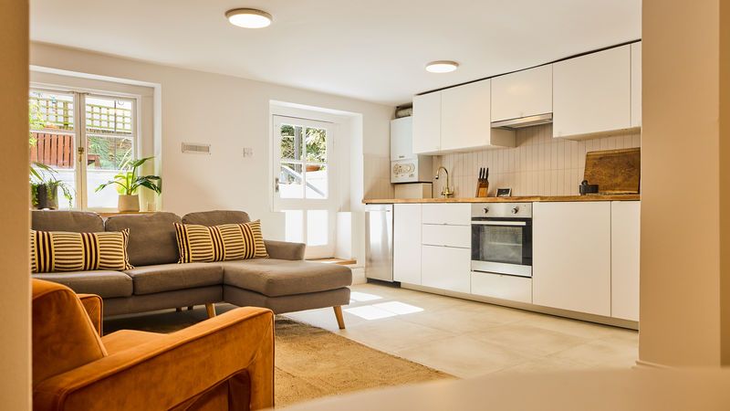 Property photo 3 of 52 Photo 6