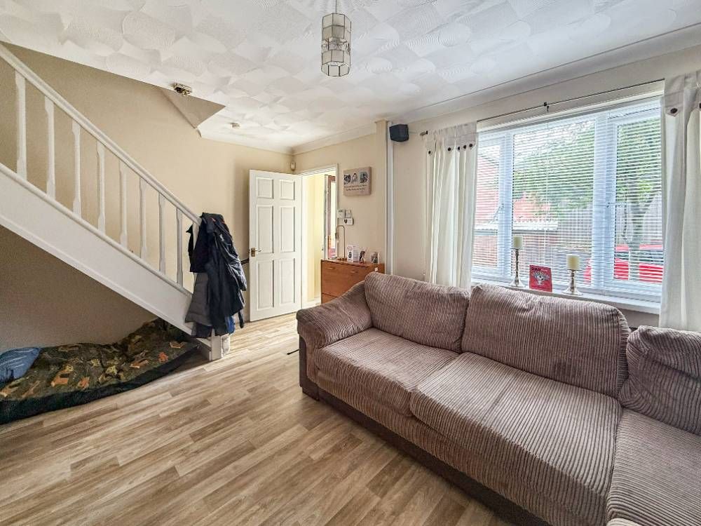 Property photo 3 of 9