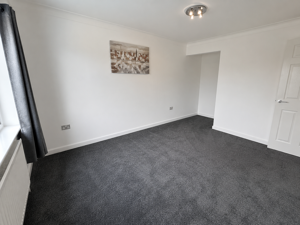 Property photo 2 of 8 Bedroom 2