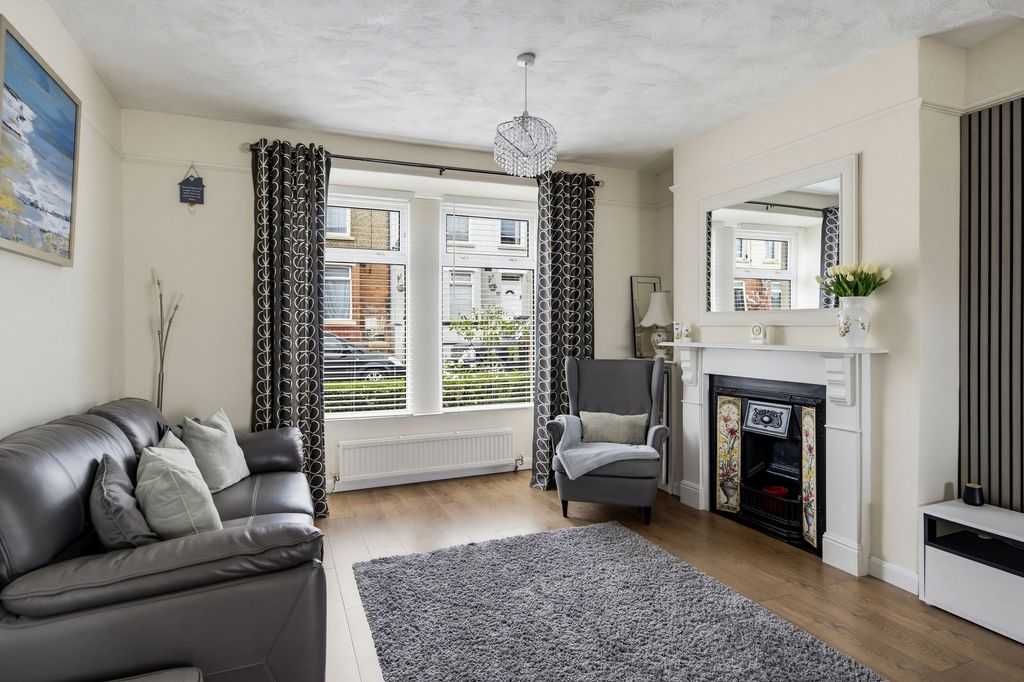 Property photo 3 of 50