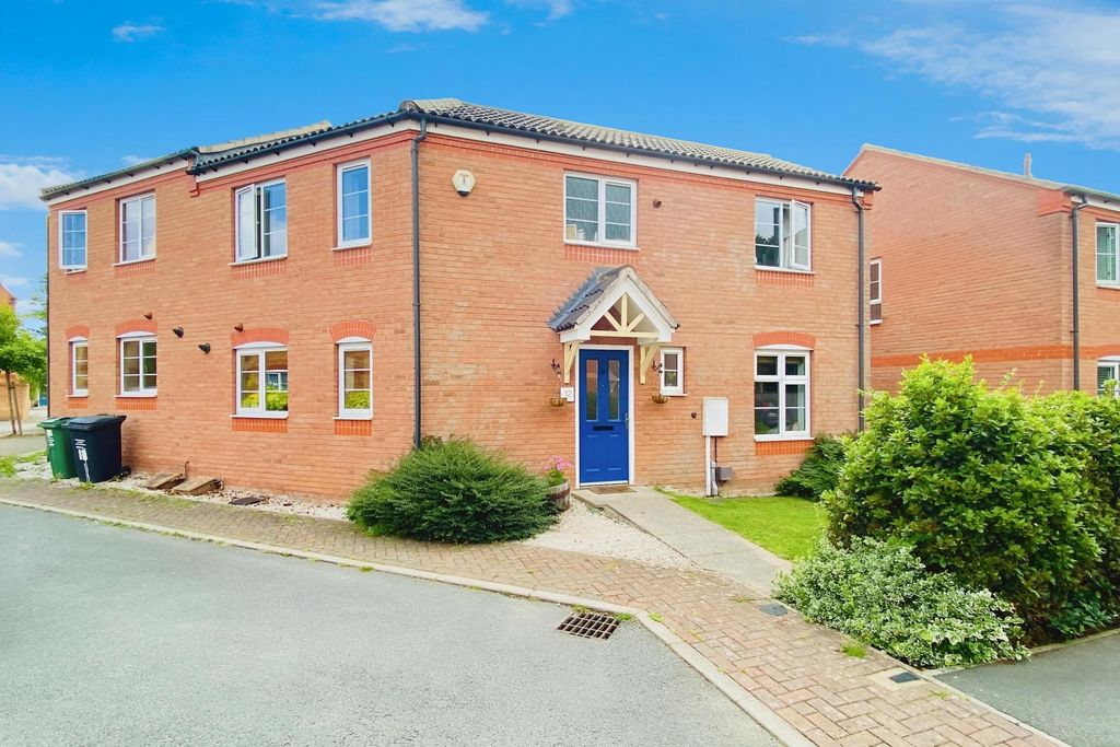 Property photo 1 of 22