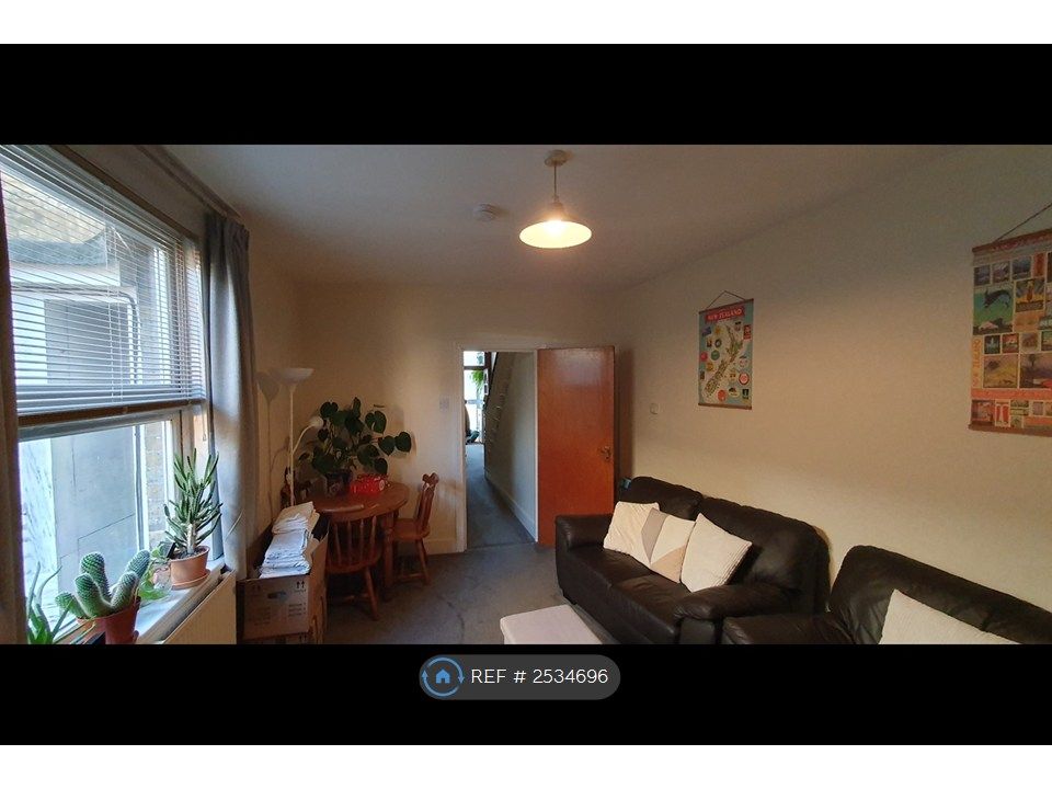 Property photo 1 of 9 Lounge - Photo 1