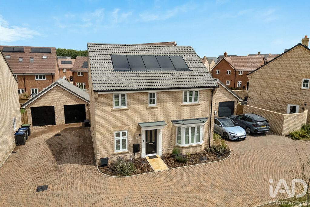 Property photo 1 of 34