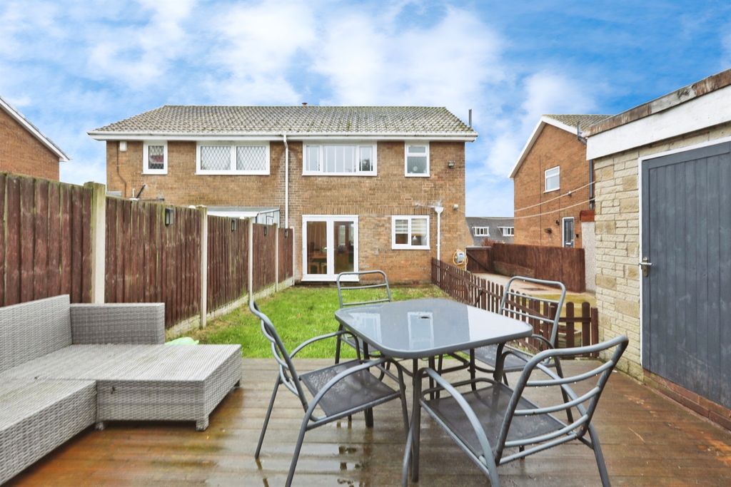 Property photo 2 of 15