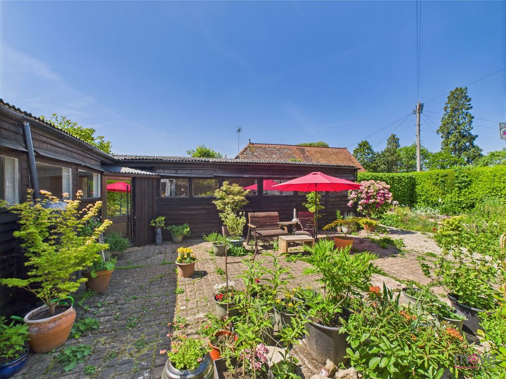Property photo 2 of 19