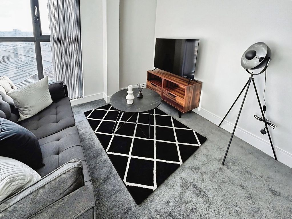 Property photo 2 of 13 Picture No. 16