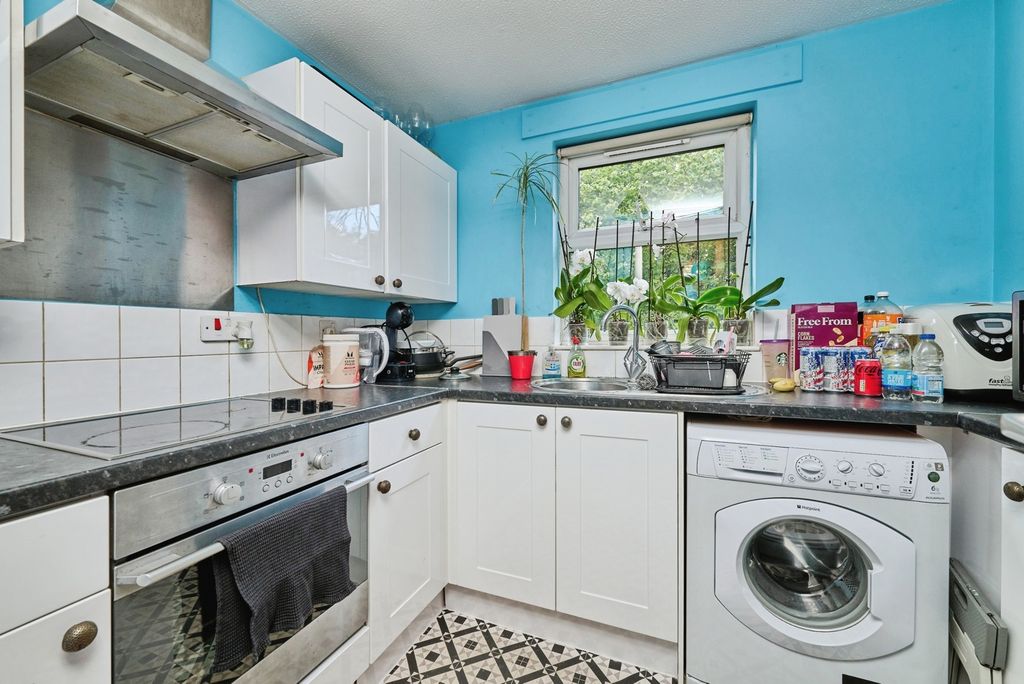 Property photo 3 of 13 Pbox-Img.Jpg