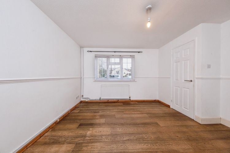 Property photo 3 of 8 Dscf1553-Edit