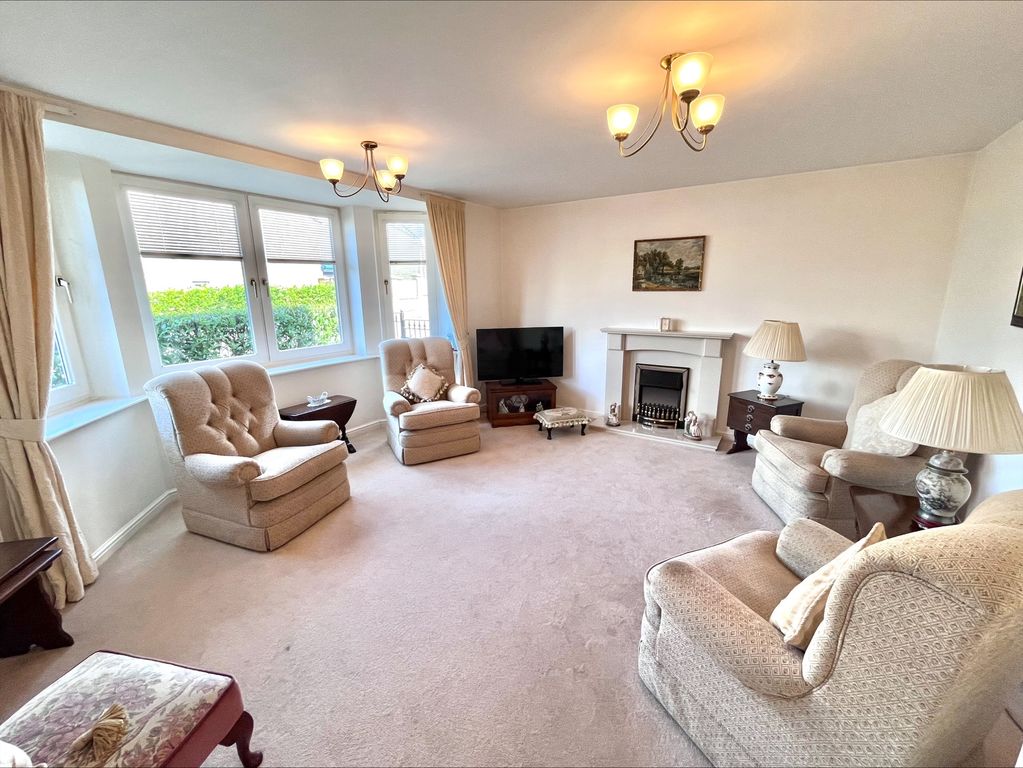 Property photo 2 of 19