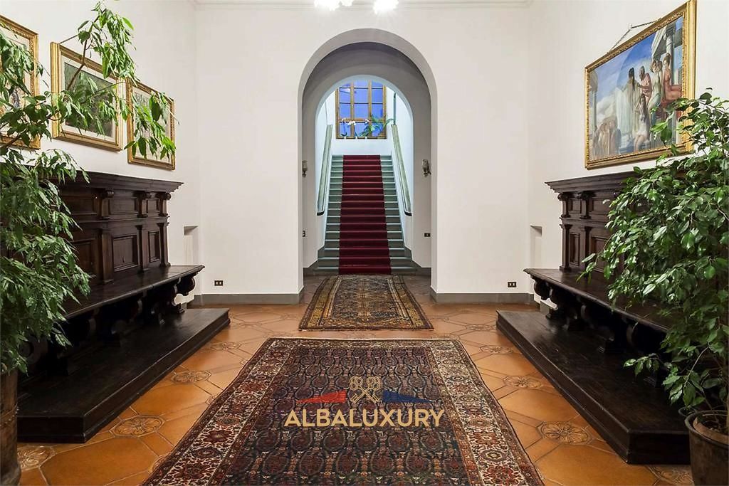 Property photo 3 of 48