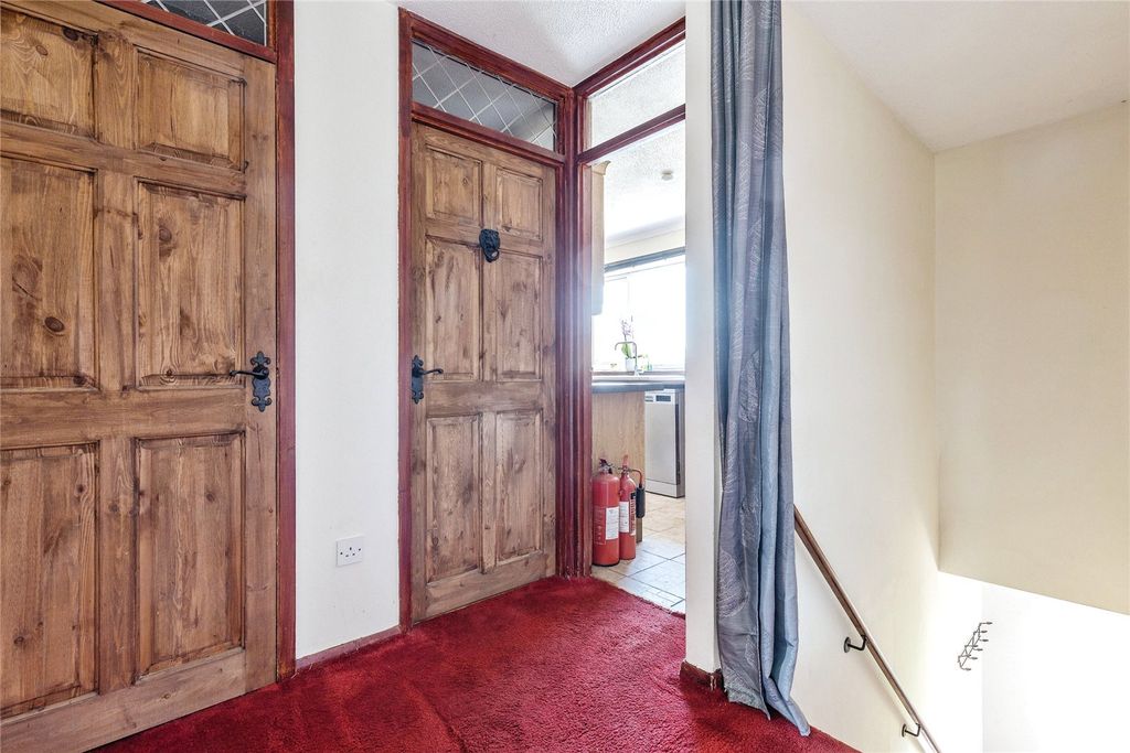 Property photo 2 of 11 Picture No. 08