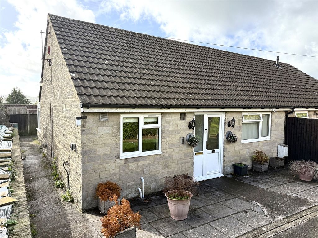 Property photo 1 of 12 Picture No. 16