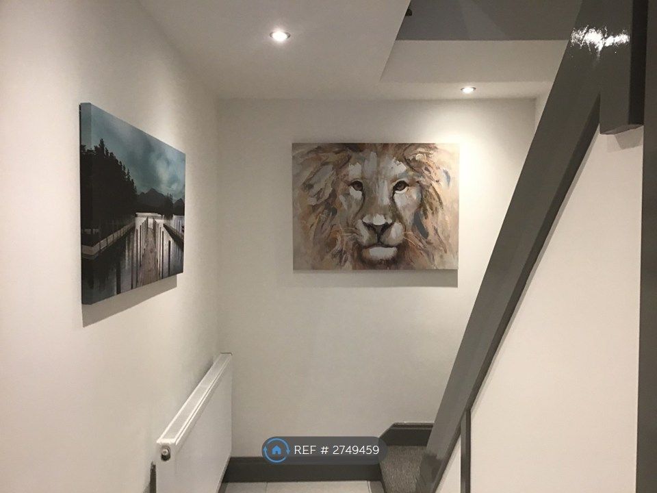 Property photo 2 of 19 Communal Spaces