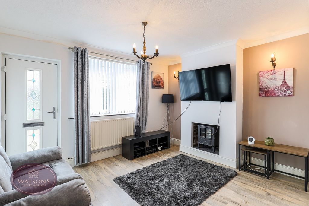 Property photo 2 of 20