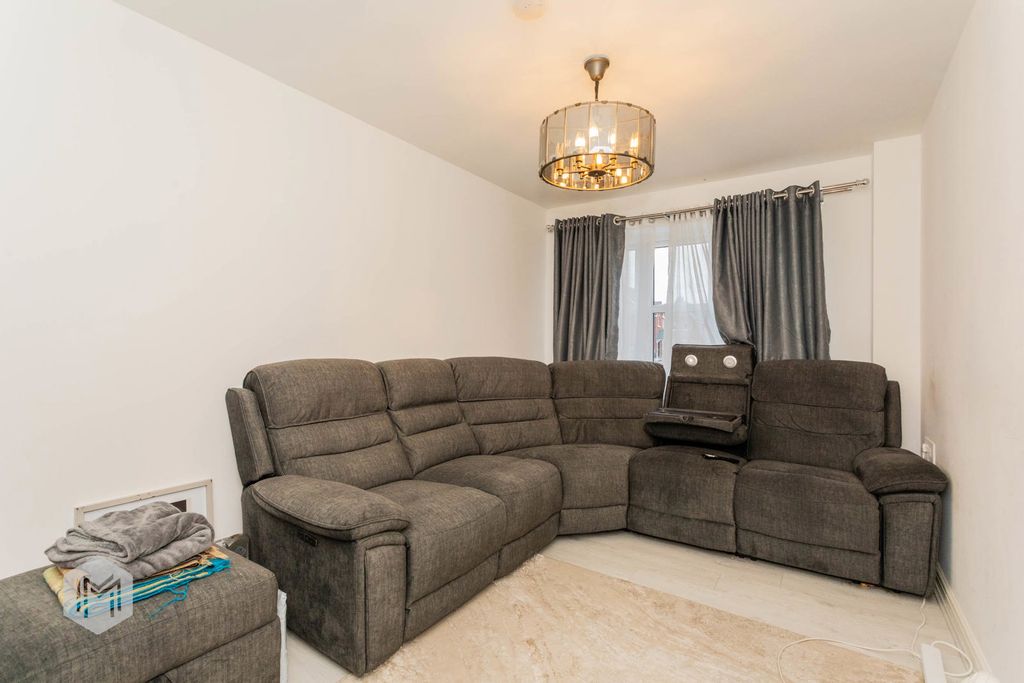 Property photo 3 of 24 Photograph