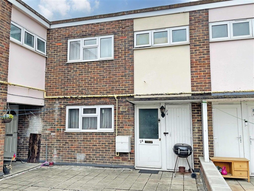 Property photo 1 of 6