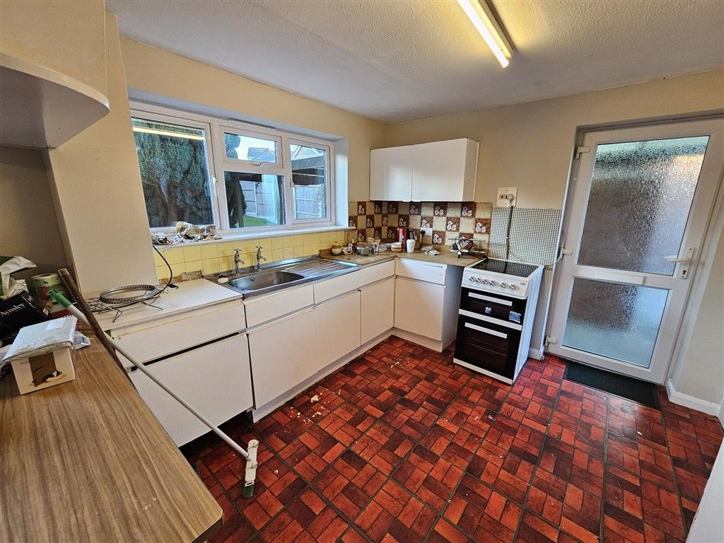 Property photo 3 of 11