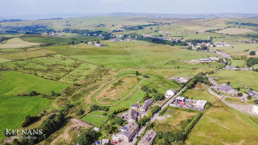 Property photo 1 of 66 Dji_0516.Jpg