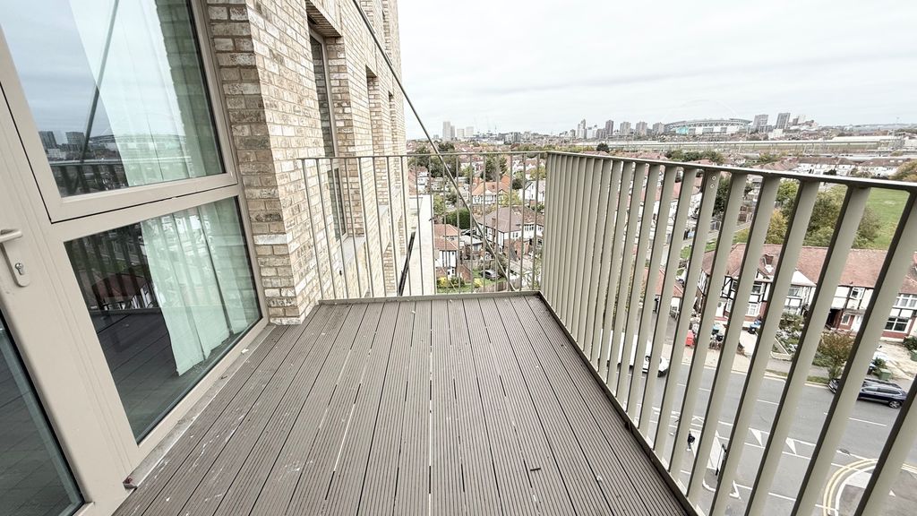 Property photo 3 of 7 Image