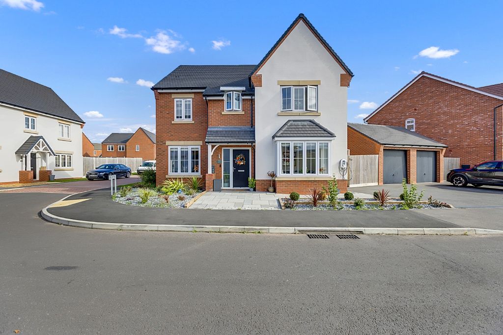 Property photo 3 of 25 4525124