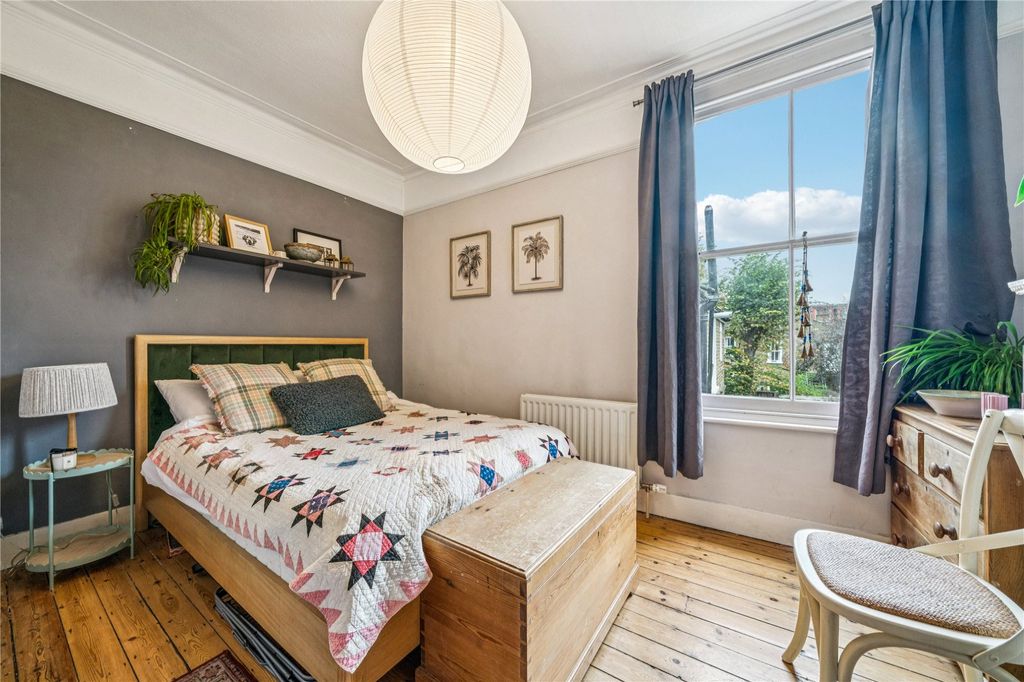 Property photo 3 of 18 Picture No. 04