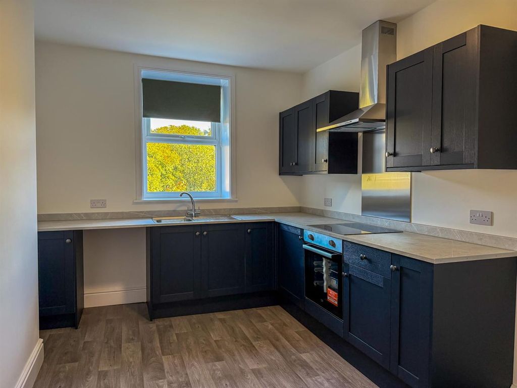 Property photo 2 of 13 Kitchen