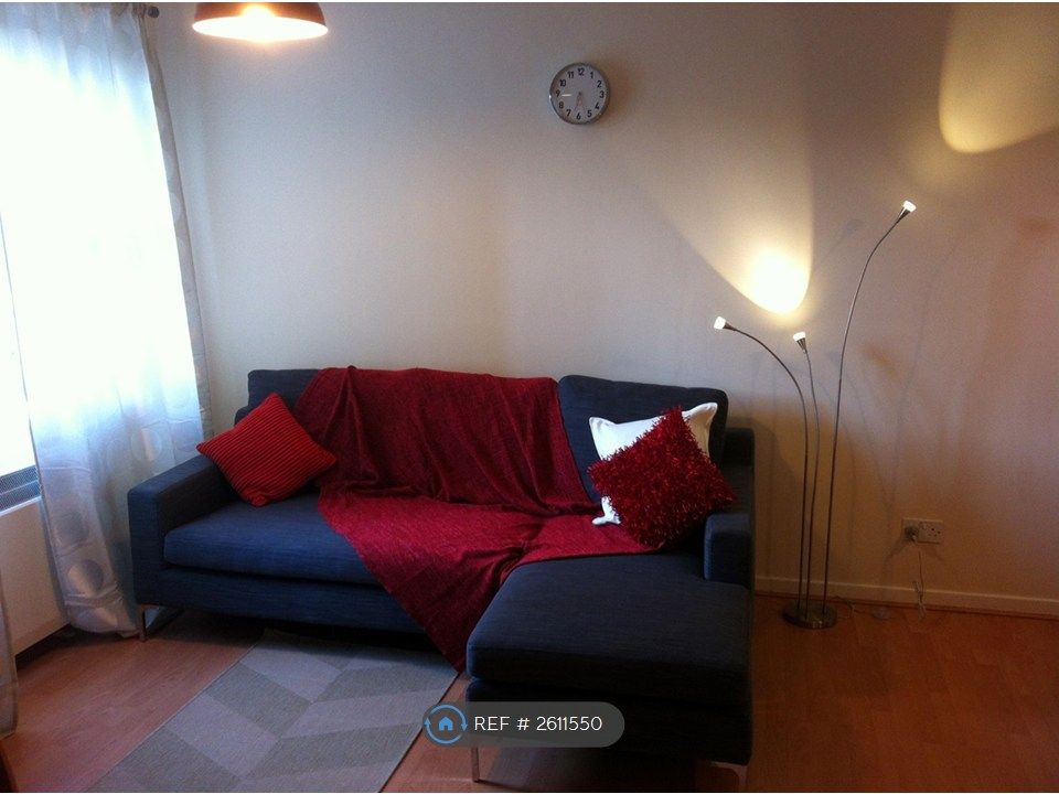 Property photo 2 of 6 Open Plan Lounge Area
