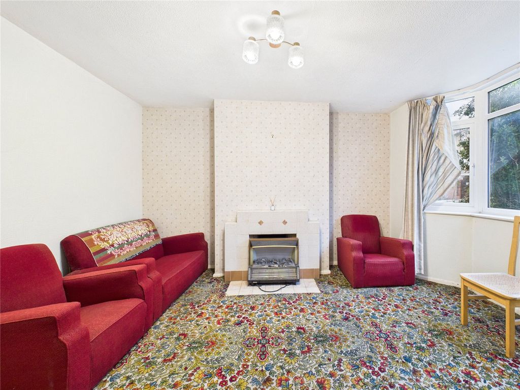 Property photo 3 of 20 Picture No. 06