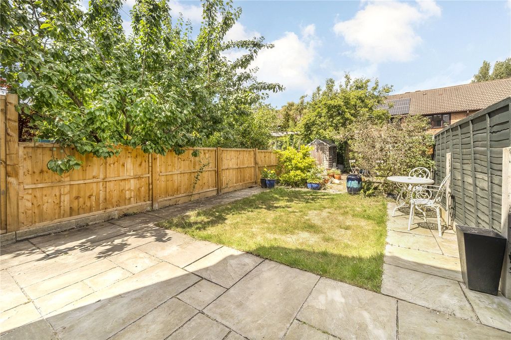 Property photo 2 of 12 Picture No. 10