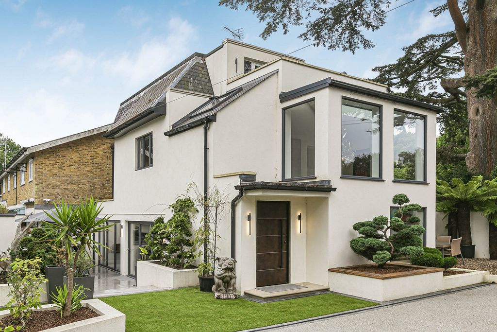 Property photo 1 of 50