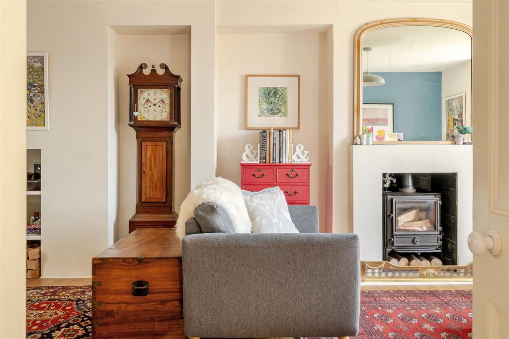 Property photo 3 of 22