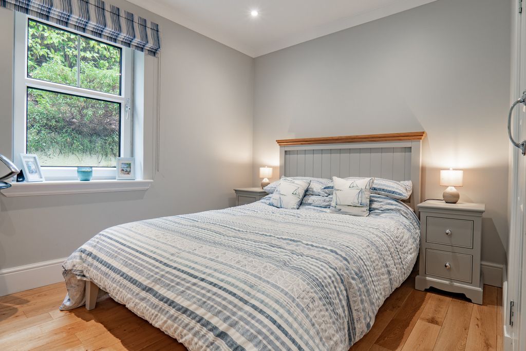 Additional image 20 of 4 bed flat for saleIsland Bank Road, Inverness IV2