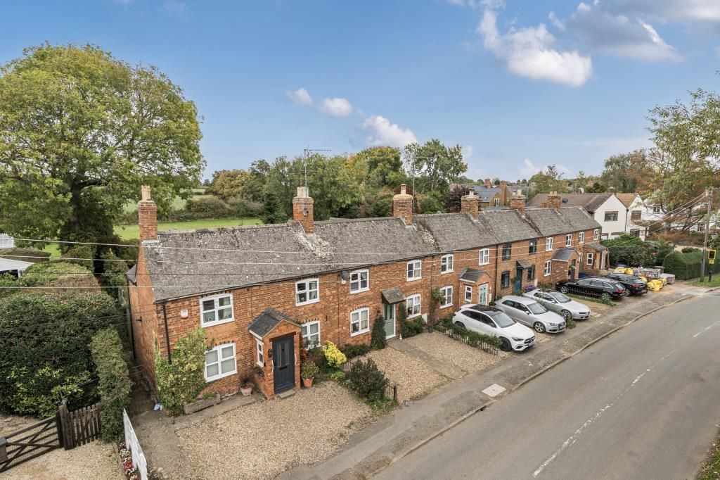 Property photo 1 of 19 External View