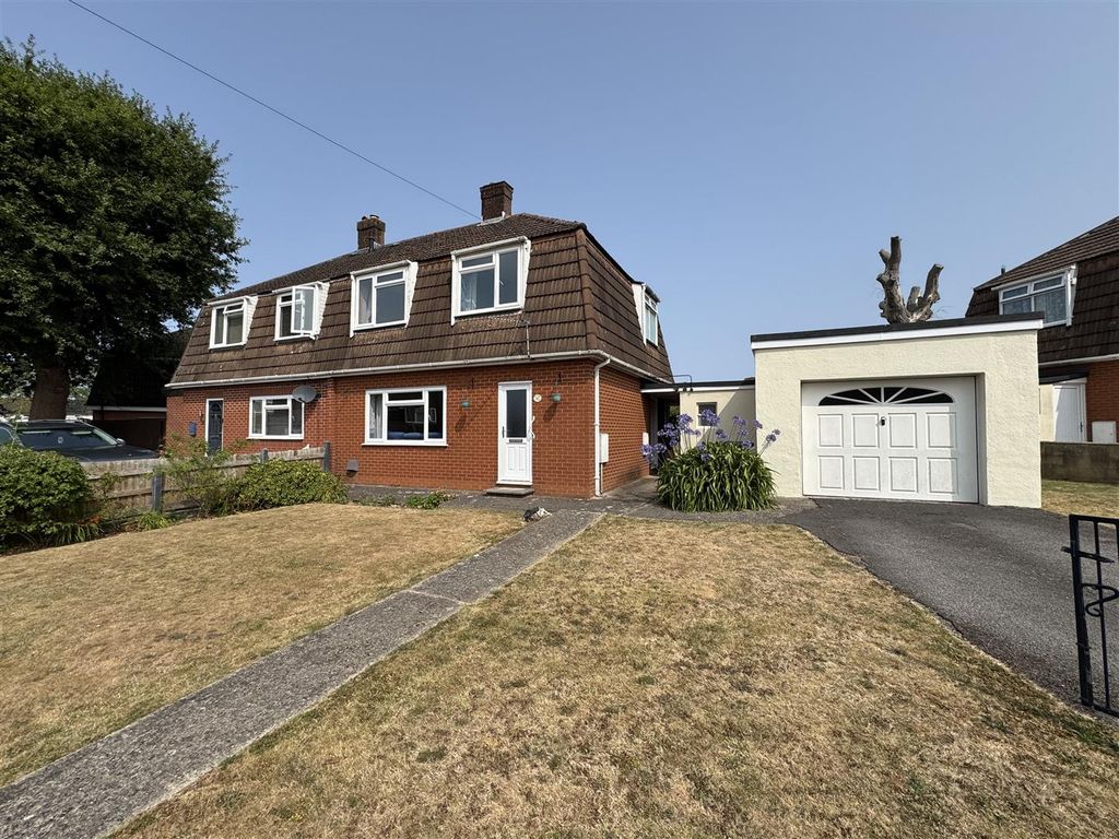 Property photo 1 of 21