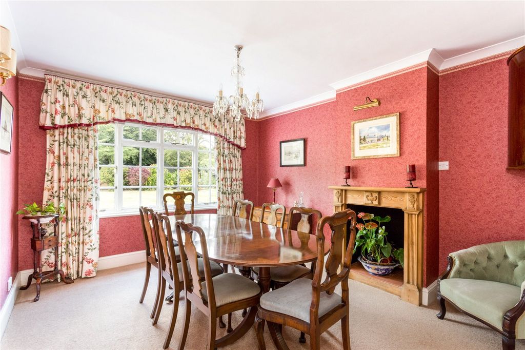 Property photo 3 of 10 Dining  Room